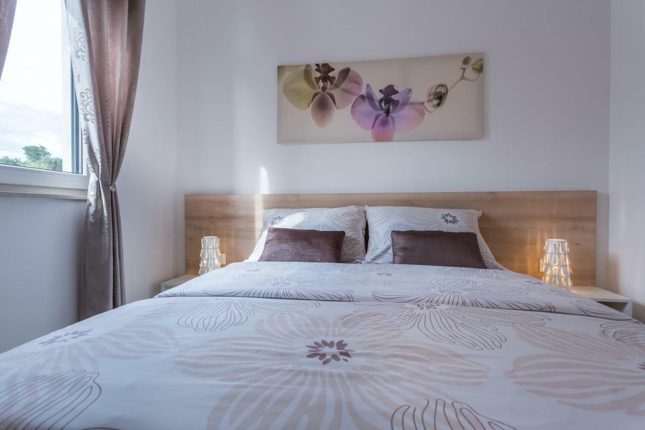 Apartment Elegance Đảo Krk Ngoại thất bức ảnh