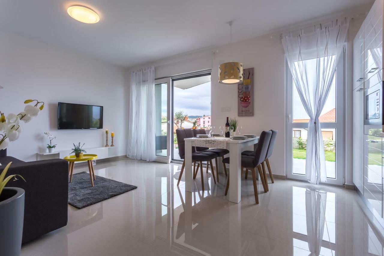 Apartment Elegance Đảo Krk Ngoại thất bức ảnh